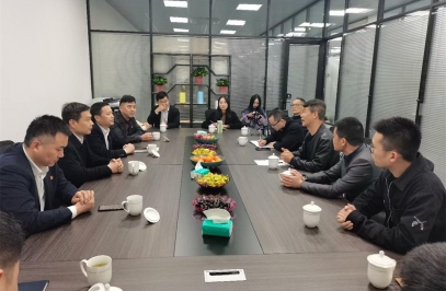 全面深化“三服务”，刘德威调研“成长之星”企业